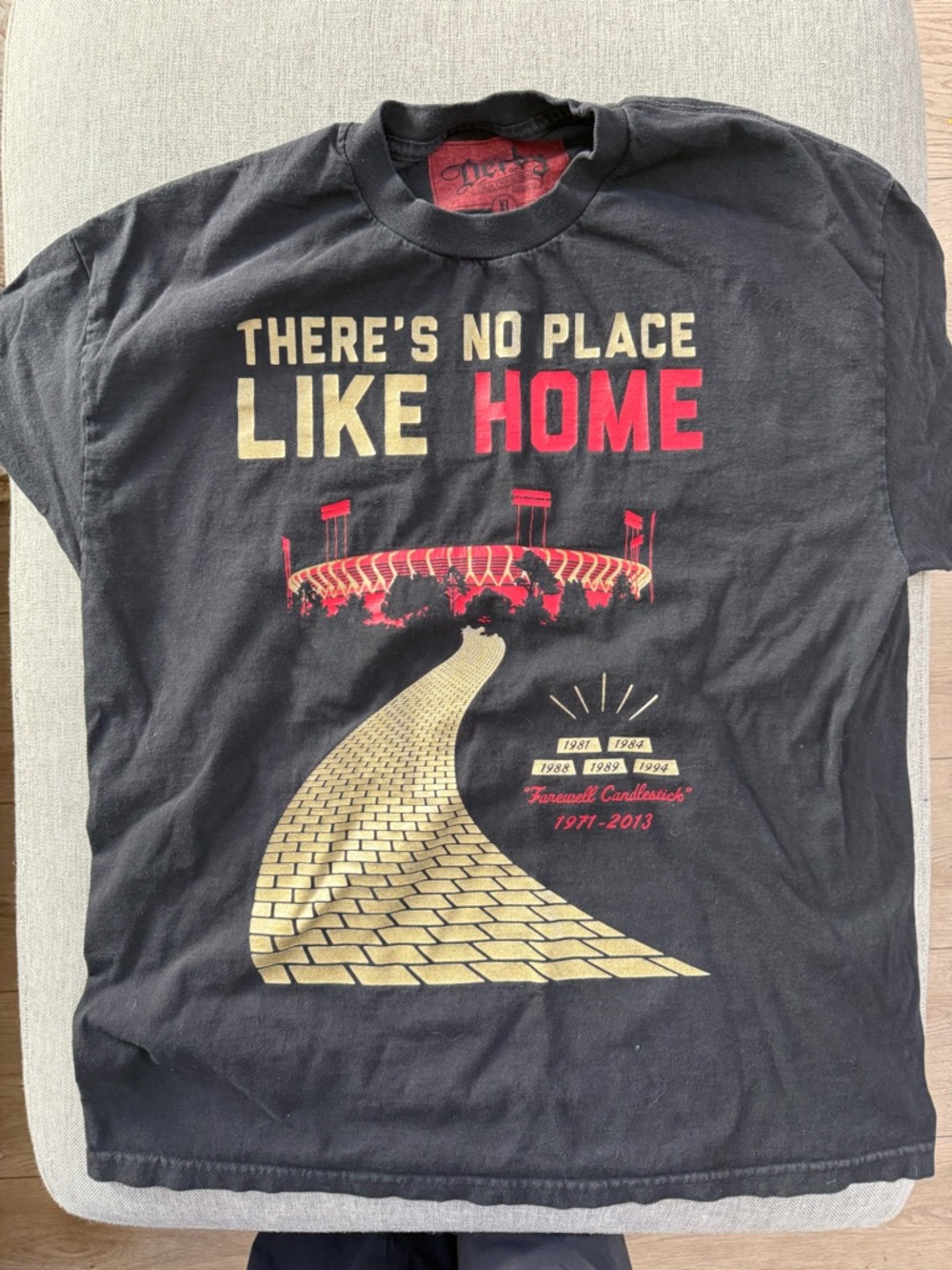 Black 'There's No Place Like Home' Graphic Tee - Short Sleeve